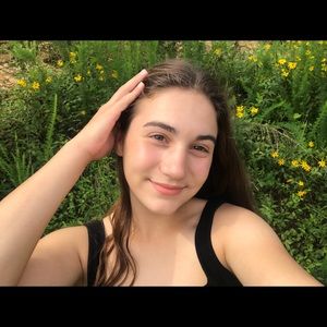 Meet your Posher, Melanie